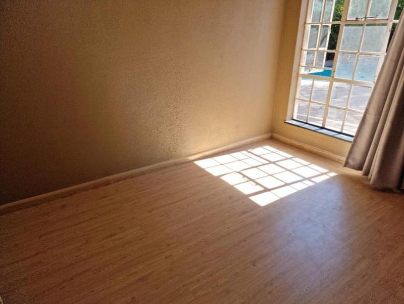 To Let 4 Bedroom Property for Rent in Gallo Manor Gauteng