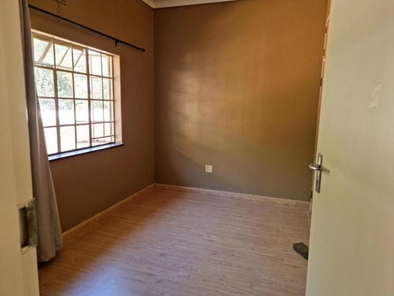 To Let 4 Bedroom Property for Rent in Gallo Manor Gauteng