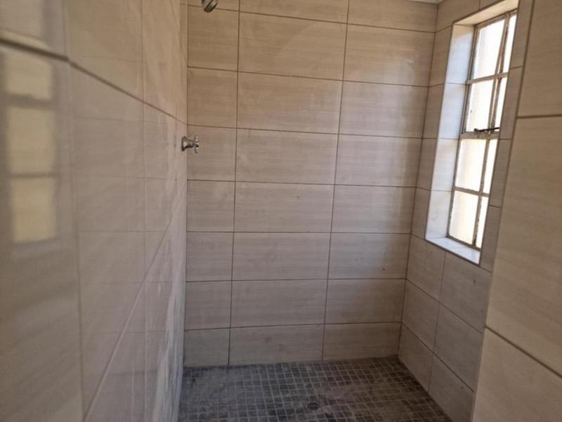 To Let 4 Bedroom Property for Rent in Gallo Manor Gauteng