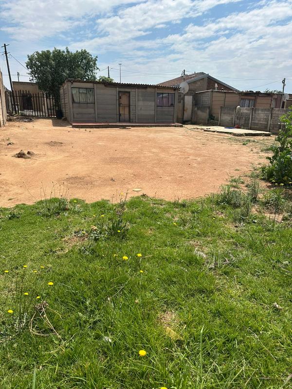 1 Bedroom Property for Sale in Duduza Gauteng