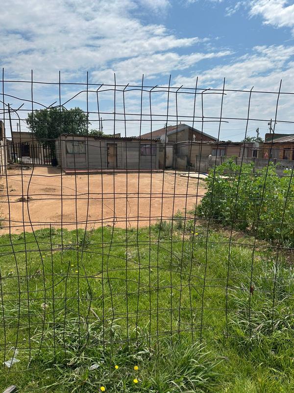 1 Bedroom Property for Sale in Duduza Gauteng