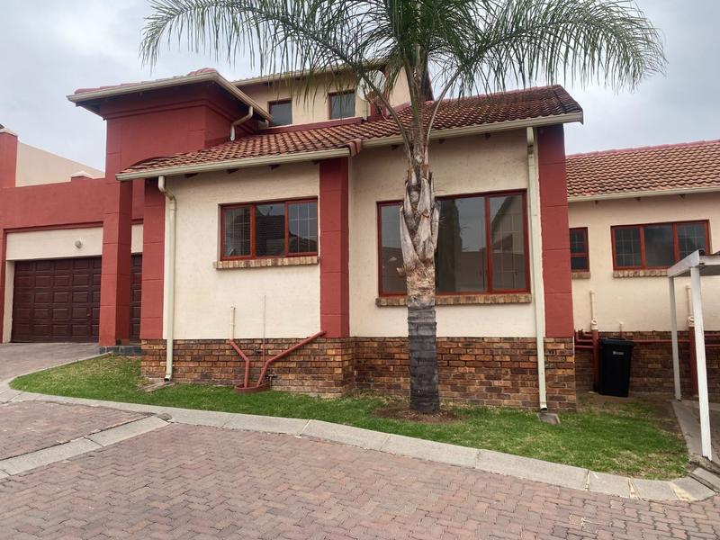 3 Bedroom Property for Sale in North Riding Gauteng