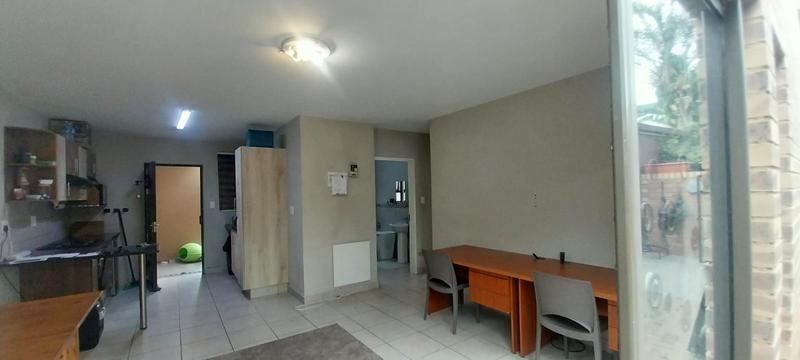 2 Bedroom Property for Sale in Primrose Hill Gauteng