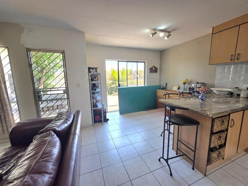 2 Bedroom Property for Sale in Freeway Park Gauteng