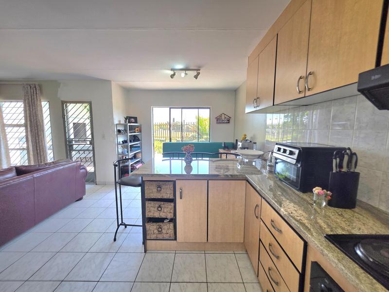 2 Bedroom Property for Sale in Freeway Park Gauteng