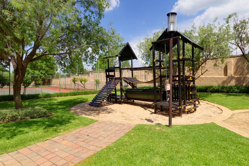 To Let 2 Bedroom Property for Rent in Dainfern Gauteng