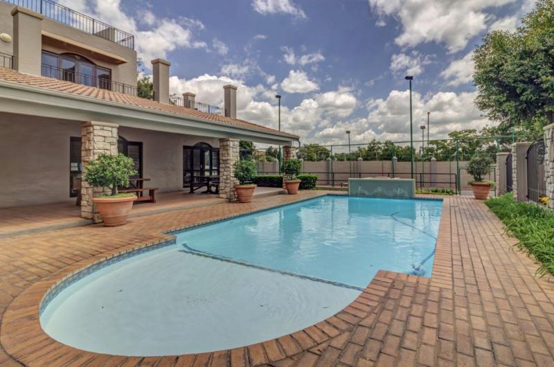 To Let 1 Bedroom Property for Rent in Lonehill Gauteng