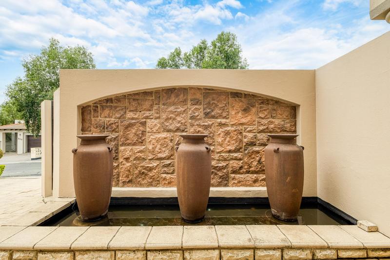 3 Bedroom Property for Sale in Broadacres Gauteng