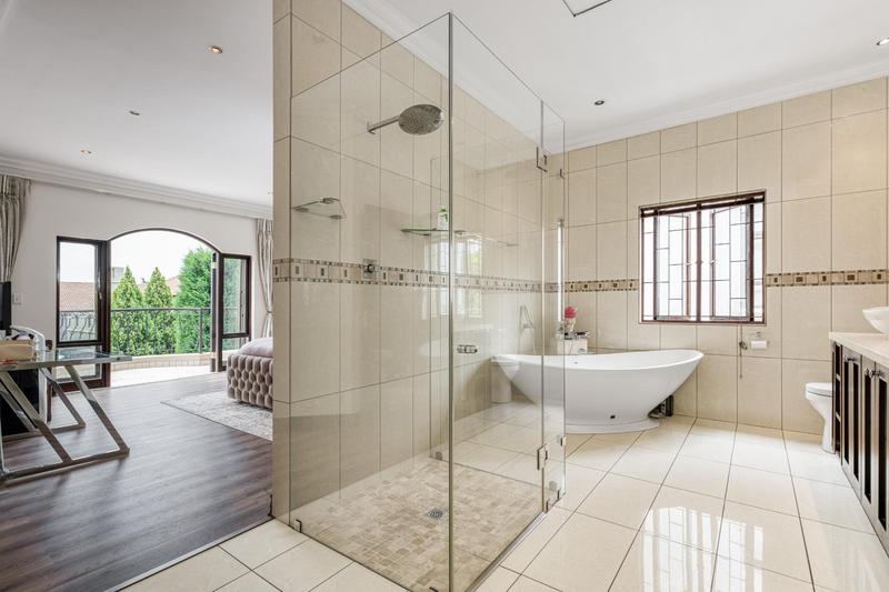 3 Bedroom Property for Sale in Broadacres Gauteng