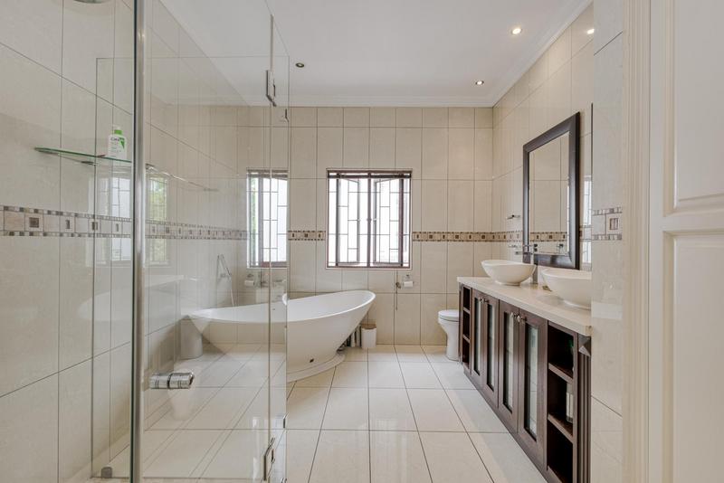 3 Bedroom Property for Sale in Broadacres Gauteng