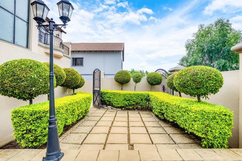 3 Bedroom Property for Sale in Broadacres Gauteng