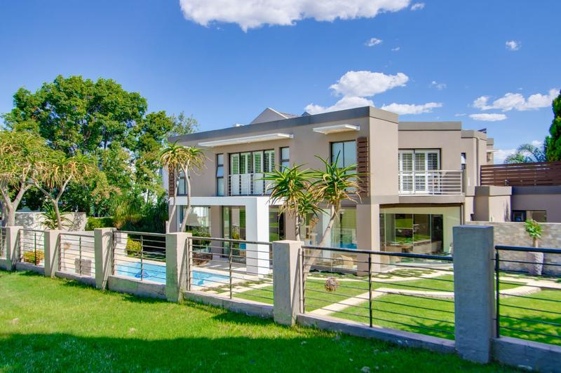 To Let 4 Bedroom Property for Rent in Dainfern Golf Estate Gauteng