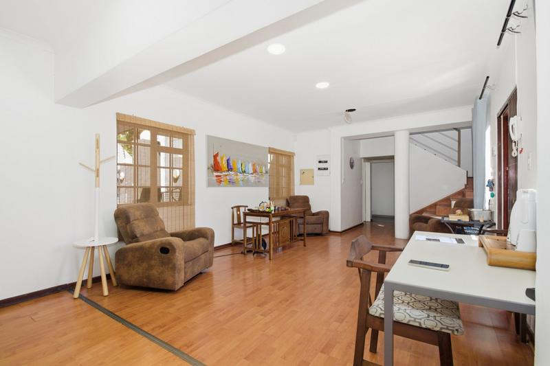 6 Bedroom Property for Sale in Paulshof Gauteng