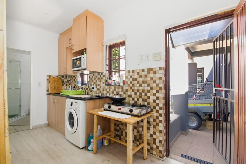 6 Bedroom Property for Sale in Paulshof Gauteng