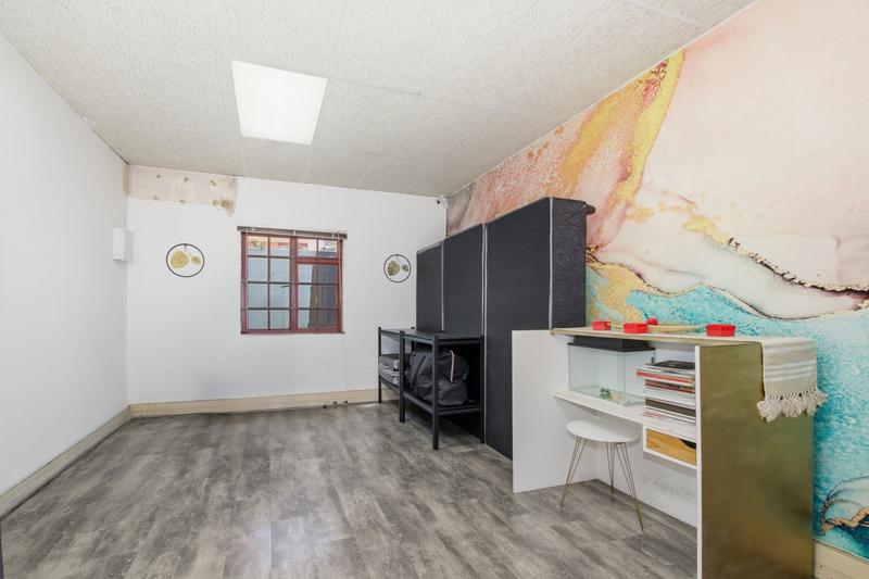 6 Bedroom Property for Sale in Paulshof Gauteng