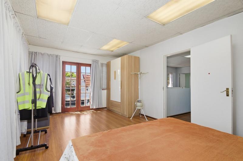 6 Bedroom Property for Sale in Paulshof Gauteng