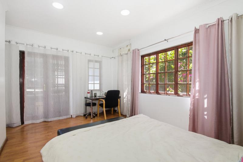 6 Bedroom Property for Sale in Paulshof Gauteng