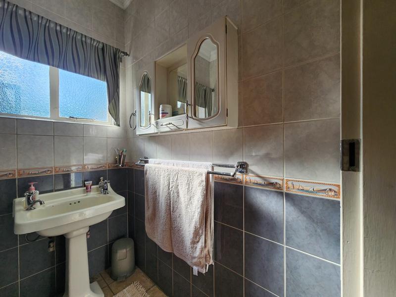 5 Bedroom Property for Sale in Capital Park Gauteng