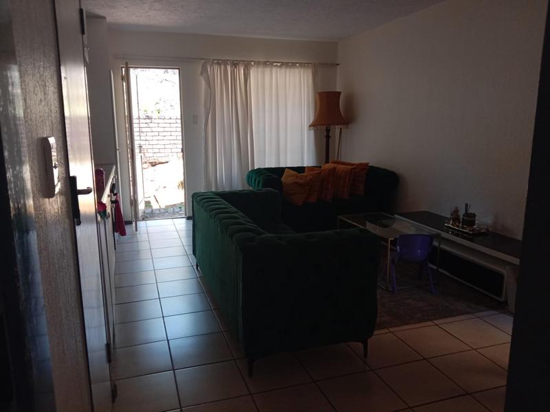 2 Bedroom Property for Sale in Gezina Gauteng