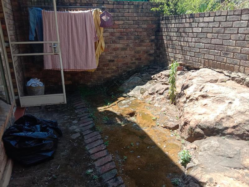 2 Bedroom Property for Sale in Gezina Gauteng