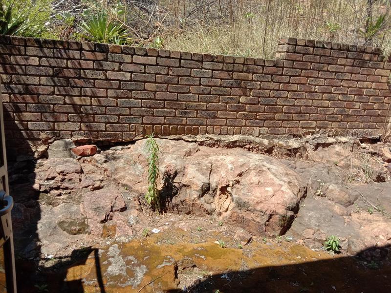 2 Bedroom Property for Sale in Gezina Gauteng