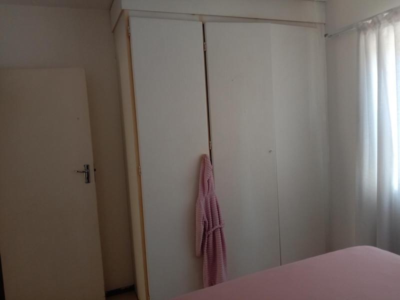 2 Bedroom Property for Sale in Gezina Gauteng