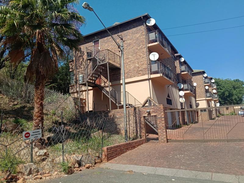 2 Bedroom Property for Sale in Gezina Gauteng