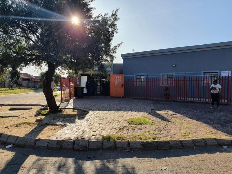 12 Bedroom Property for Sale in Bedworth Park Gauteng
