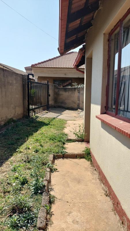 2 Bedroom Property for Sale in Naturena Gauteng