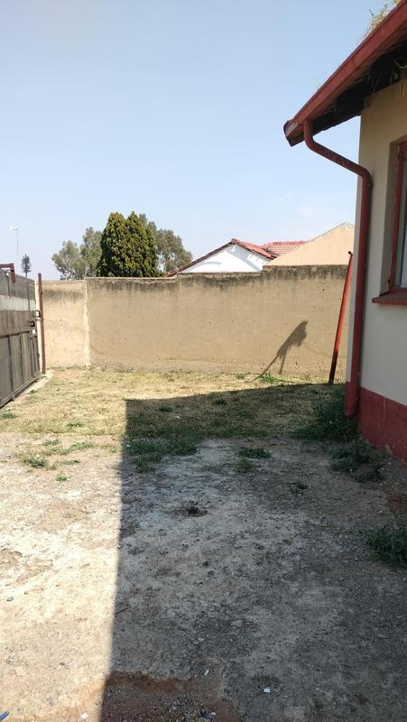 2 Bedroom Property for Sale in Naturena Gauteng