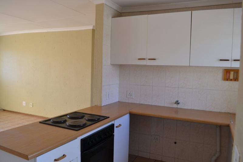 2 Bedroom Property for Sale in Kenmare Gauteng