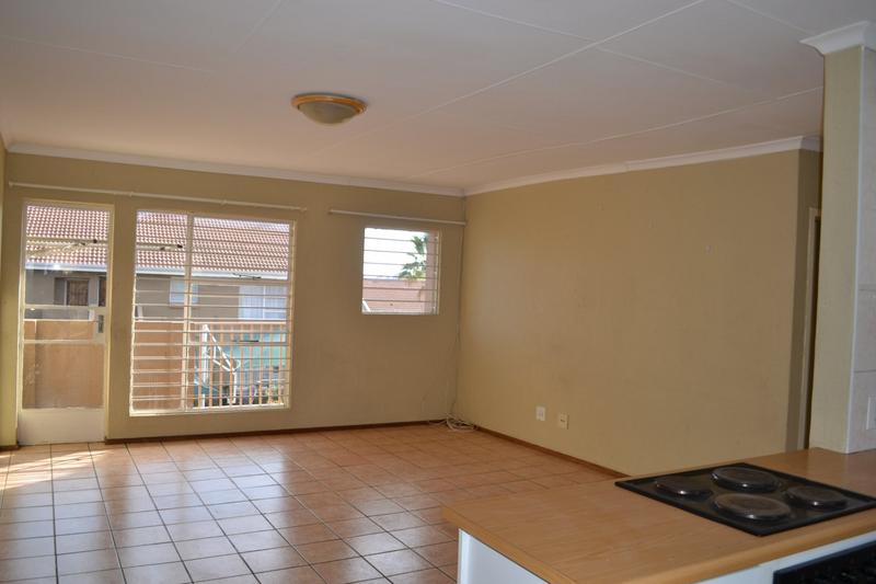 2 Bedroom Property for Sale in Kenmare Gauteng