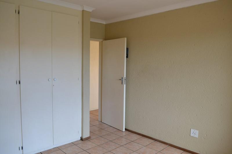 2 Bedroom Property for Sale in Kenmare Gauteng