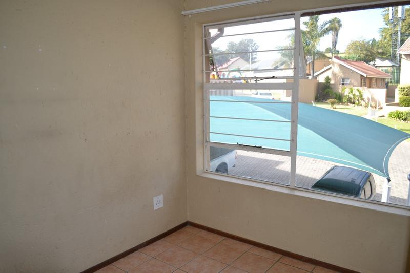 2 Bedroom Property for Sale in Kenmare Gauteng