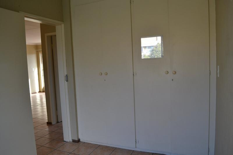 2 Bedroom Property for Sale in Kenmare Gauteng