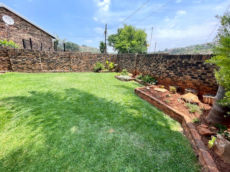 3 Bedroom Property for Sale in Rangeview Gauteng