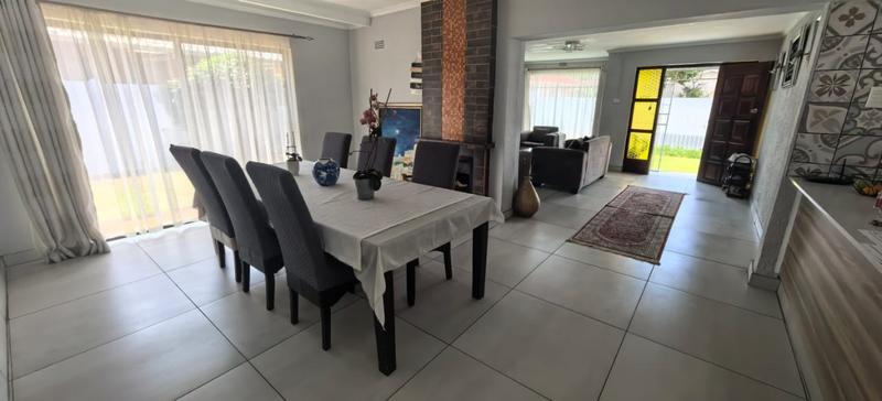 4 Bedroom Property for Sale in Sophiatown Gauteng