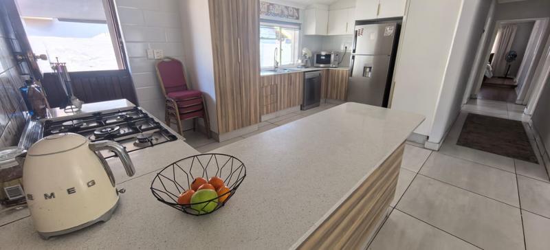 4 Bedroom Property for Sale in Sophiatown Gauteng