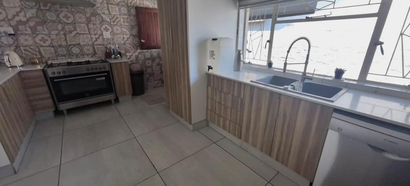 4 Bedroom Property for Sale in Sophiatown Gauteng