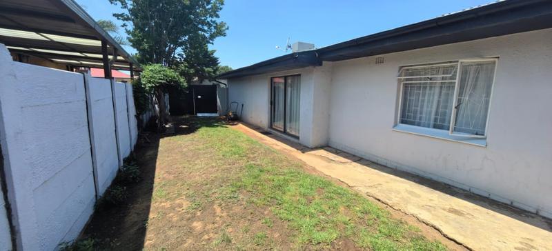 4 Bedroom Property for Sale in Sophiatown Gauteng