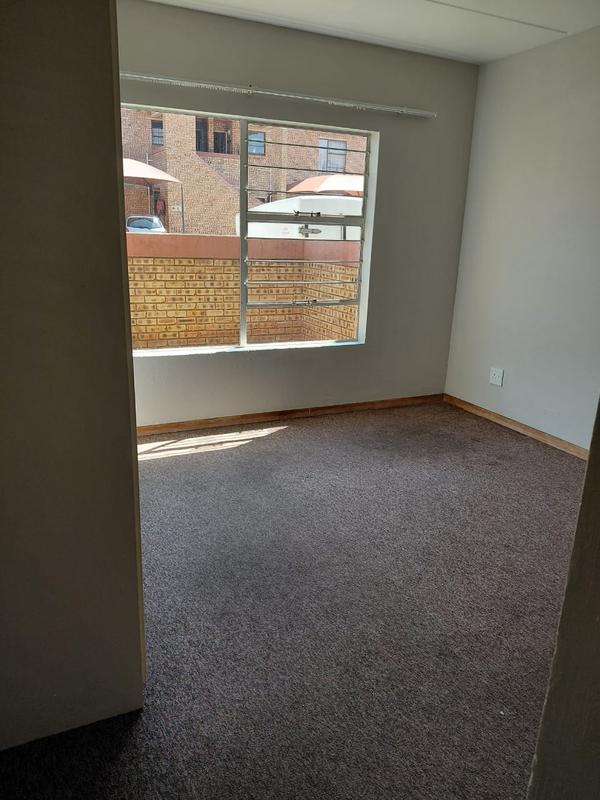 To Let 2 Bedroom Property for Rent in Dalpark Gauteng