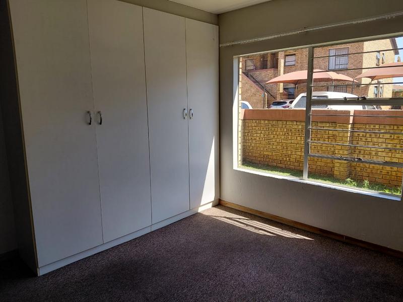 To Let 2 Bedroom Property for Rent in Dalpark Gauteng