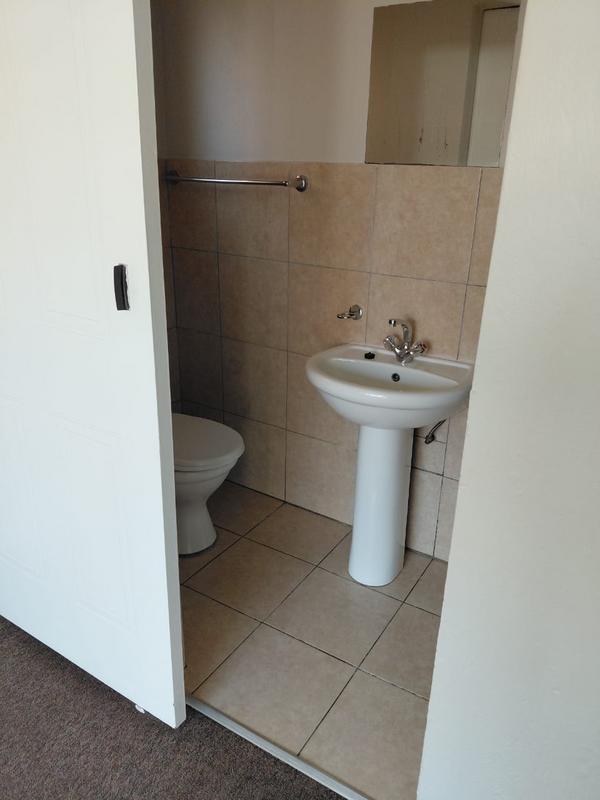 To Let 2 Bedroom Property for Rent in Dalpark Gauteng