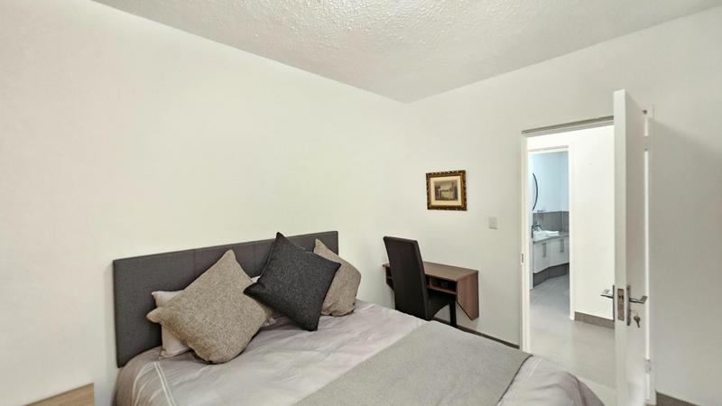 2 Bedroom Property for Sale in Sandton Central Gauteng