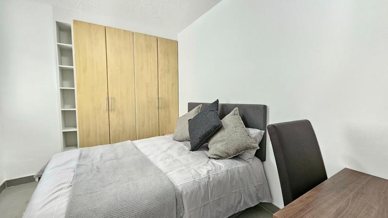 2 Bedroom Property for Sale in Sandton Central Gauteng