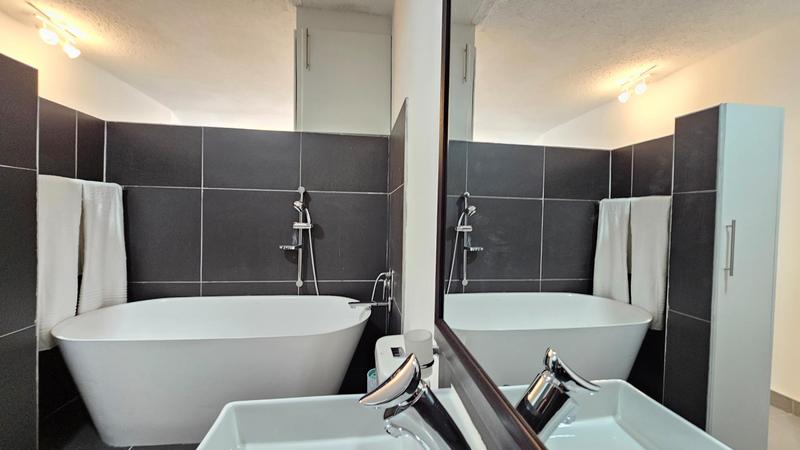 2 Bedroom Property for Sale in Sandton Central Gauteng