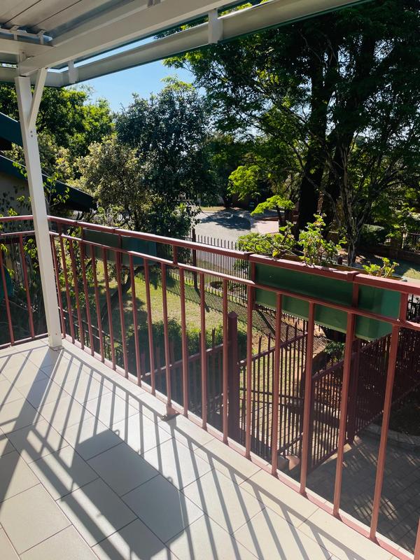 4 Bedroom Property for Sale in Zwartkop Gauteng