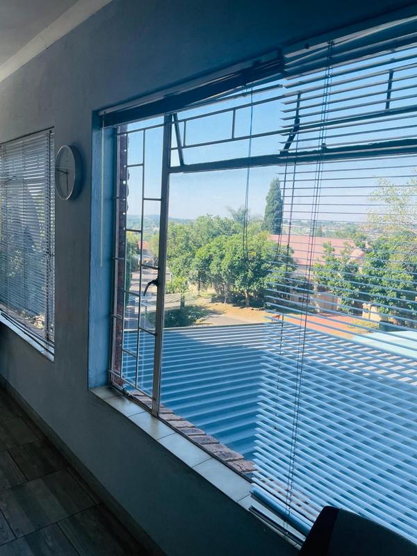 4 Bedroom Property for Sale in Zwartkop Gauteng