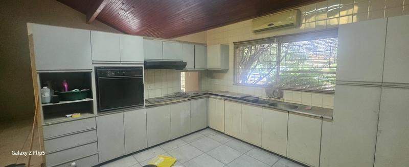 To Let 3 Bedroom Property for Rent in Greenhills Gauteng