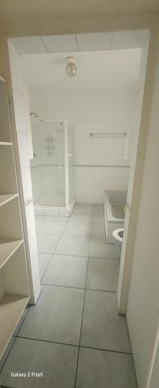 To Let 3 Bedroom Property for Rent in Greenhills Gauteng